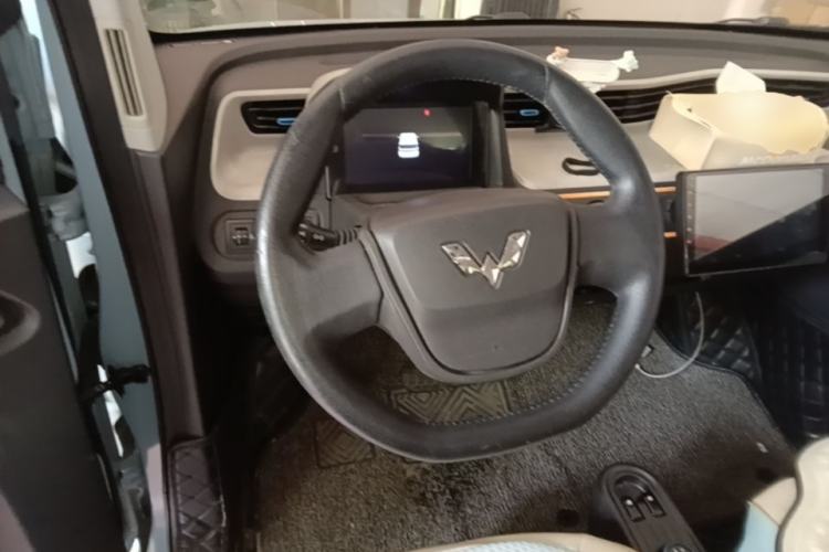 Used Wuling Hongguang MINIEV 2021 Macaron Premium Model – Lithium Iron Phosphate Steering Wheel