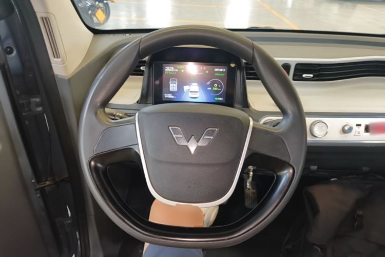 Used Wuling Hongguang MINIEV 2021 Macaron Premium Model – Lithium Iron Phosphate Steering Wheel