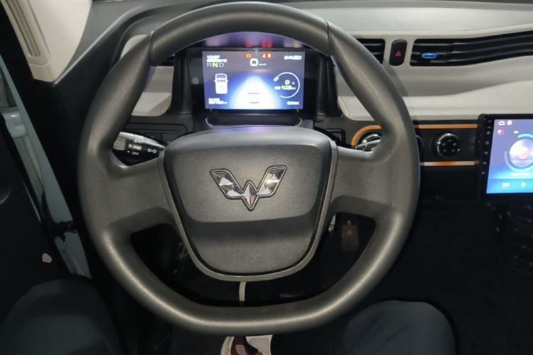 Used Wuling Hongguang MINIEV 2021 Macaron Premium Model – Lithium Iron Phosphate Steering Wheel