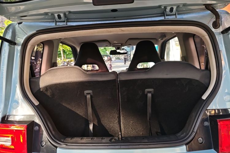 Used Wuling Hongguang MINIEV 2021 Macaron Premium Model – Lithium Iron Phosphate Trunk