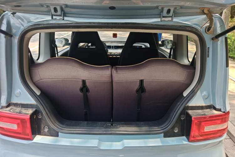 Used Wuling Hongguang MINIEV 2021 Macaron Fashion Model Lithium Iron Phosphate Trunk
