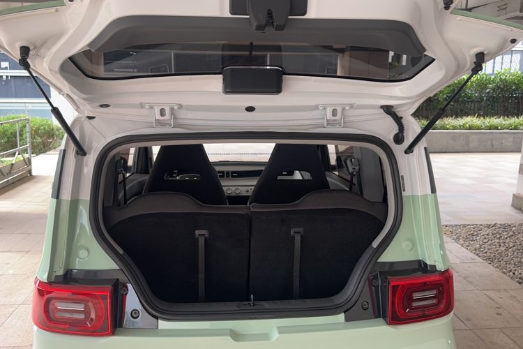 Used Wuling Hongguang MINIEV 2021 Macaron Premium Model – Lithium Iron Phosphate Trunk
