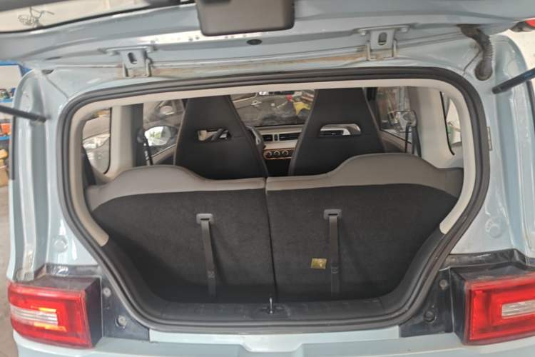 Used Wuling Hongguang MINIEV 2021 Macaron Fashion Model Lithium Iron Phosphate Trunk
