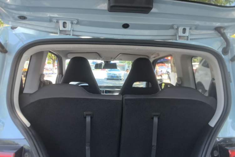 Used Wuling Hongguang MINIEV 2021 Macaron Fashion Model Lithium Iron Phosphate Trunk