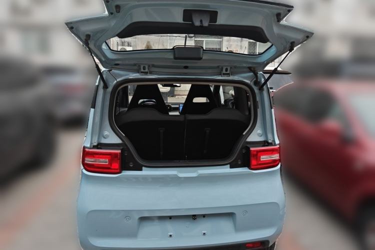 Used Wuling Hongguang MINIEV 2021 Macaron Sandwich Model 170 km Lithium Ternary Trunk
