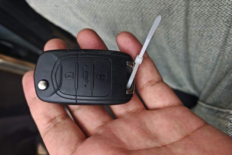 Used Wuling Hongguang MINIEV 2021 Macaron Fashion Model Lithium Iron Phosphate Vehicle Key