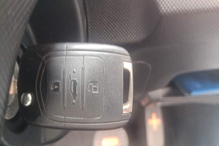 Used Wuling Hongguang MINIEV 2021 Macaron Premium Model – Lithium Iron Phosphate Vehicle Key