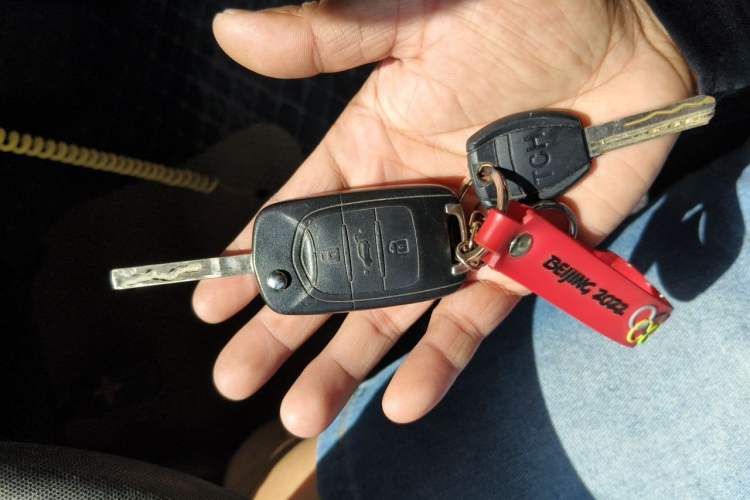 Used Wuling Hongguang MINIEV 2021 Macaron Fashion Edition Lithium-Ion Battery Vehicle Key