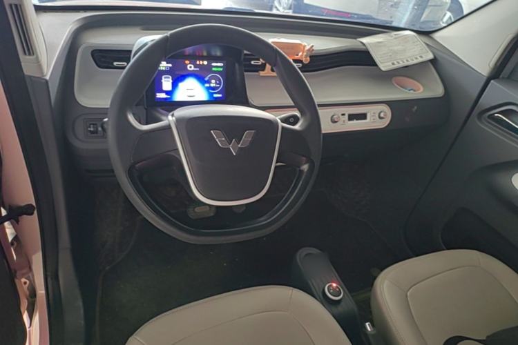 Used Wuling Hongguang MINIEV 2021 Macaron Premium Model – Lithium Iron Phosphate Center Console