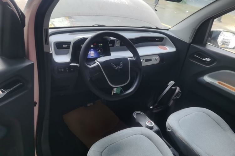 Used Wuling Hongguang MINIEV 2021 Macaron Premium Model – Lithium Iron Phosphate Center Console