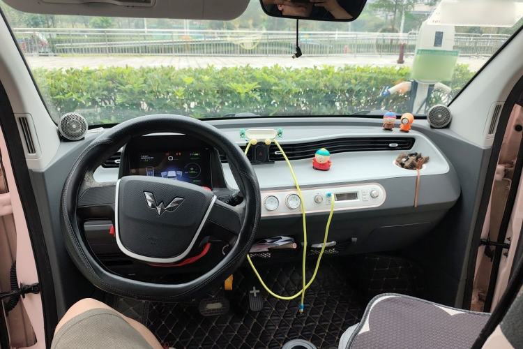 Used Wuling Hongguang MINIEV 2021 Macaron Premium Model – Lithium-NMC Center Console