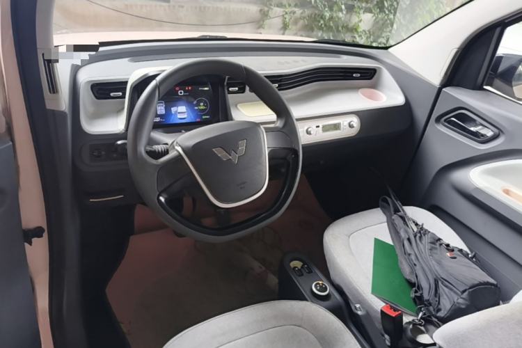 Used Wuling Hongguang MINIEV 2021 Macaron Premium Model – Lithium Iron Phosphate Center Console