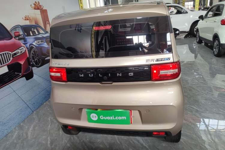 Used Wuling Hongguang MINIEV 2021 Macaron Fashion Model Lithium Iron Phosphate Rear
