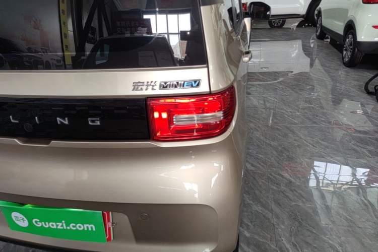 Used Wuling Hongguang MINIEV 2021 Macaron Fashion Model Lithium Iron Phosphate Right Rear Taillight
