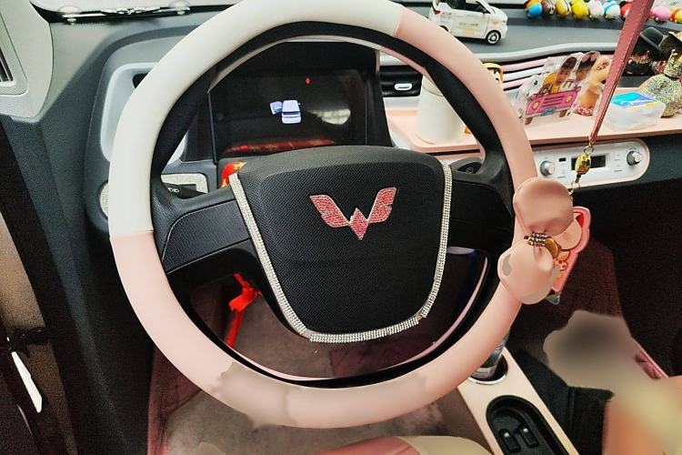 Used Wuling Hongguang MINIEV 2021 Macaron Premium Model – Lithium Iron Phosphate Steering Wheel