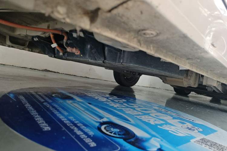 Used Wuling Hongguang MINIEV 2021 Macaron Fashion Model Lithium Iron Phosphate Chassis Front Left