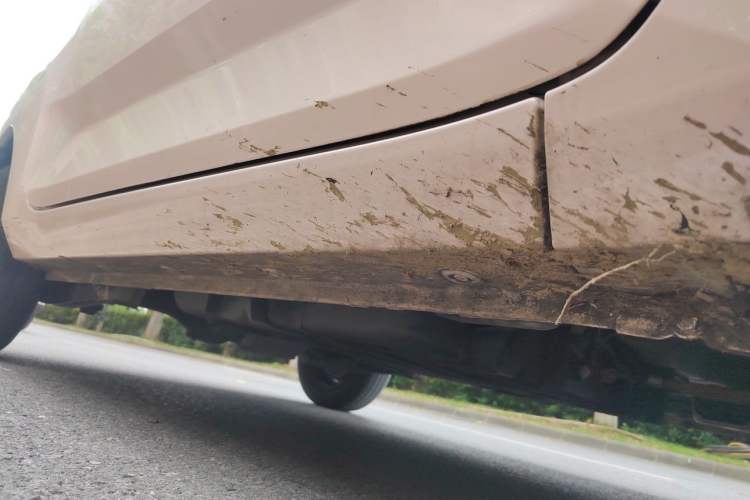 Used Wuling Hongguang MINIEV 2021 Macaron Premium Model – Lithium Iron Phosphate Chassis Front Right
