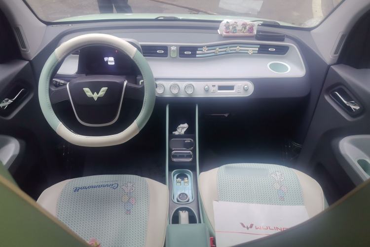 Used Wuling Hongguang MINIEV 2021 Macaron Premium Model – Lithium-NMC Center Console