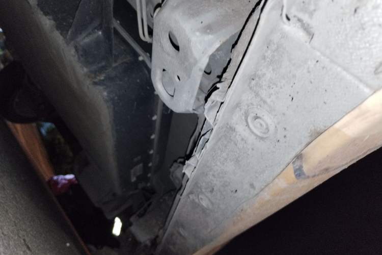 Used Wuling Hongguang MINIEV 2021 Macaron Fashion Model Lithium Iron Phosphate Chassis Front Left