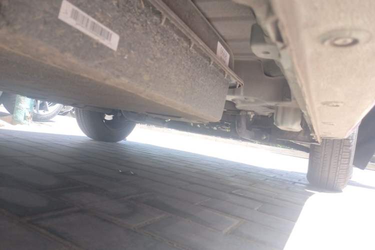Used Wuling Hongguang MINIEV 2021 Macaron Fashion Model Lithium Iron Phosphate Chassis Front Right