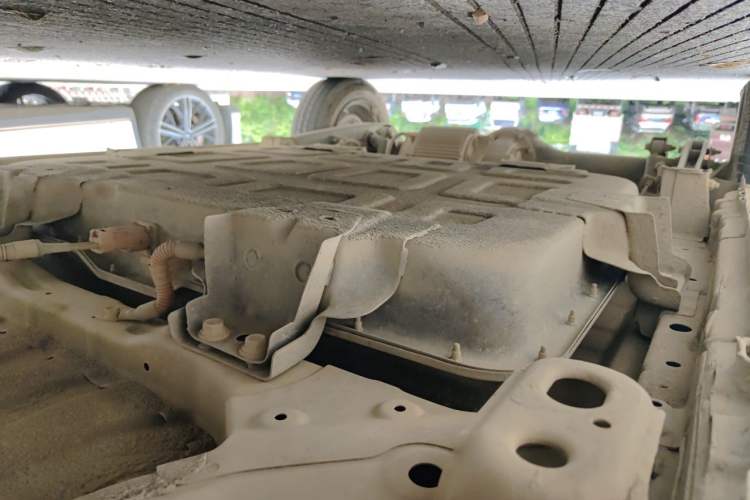 Used Wuling Hongguang MINIEV 2021 Macaron Premium Model – Lithium-NMC Chassis Front Right