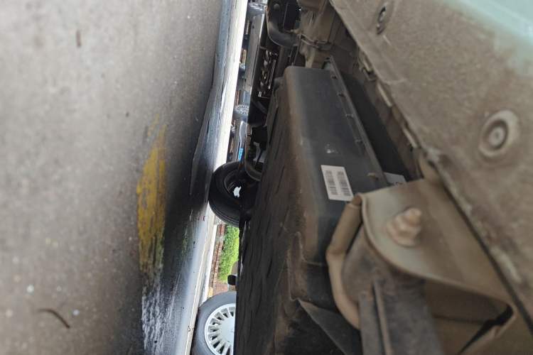 Used Wuling Hongguang MINIEV 2021 Macaron Fashion Edition Lithium-Ion Battery Chassis Rear Left