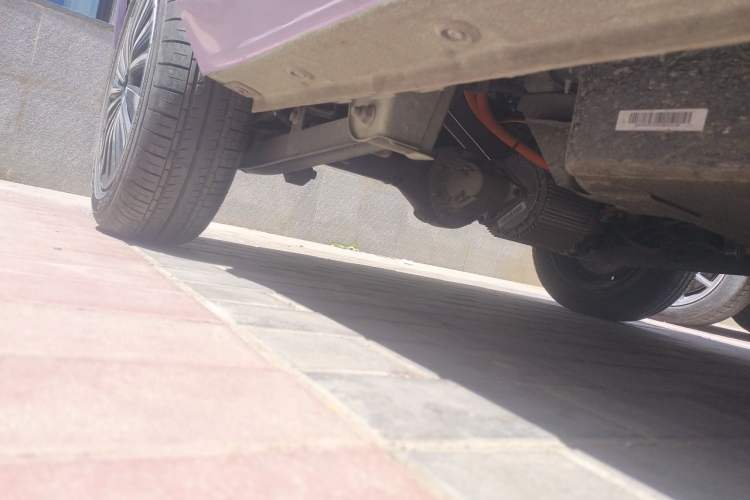 Used Wuling Hongguang MINIEV 2021 Macaron Fashion Model Lithium Iron Phosphate Chassis Rear Right