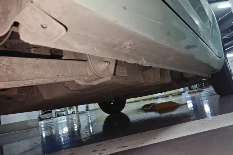 Used Wuling Hongguang MINIEV 2021 Macaron Sandwich Model 170 km Lithium Iron Phosphate Chassis Rear Right