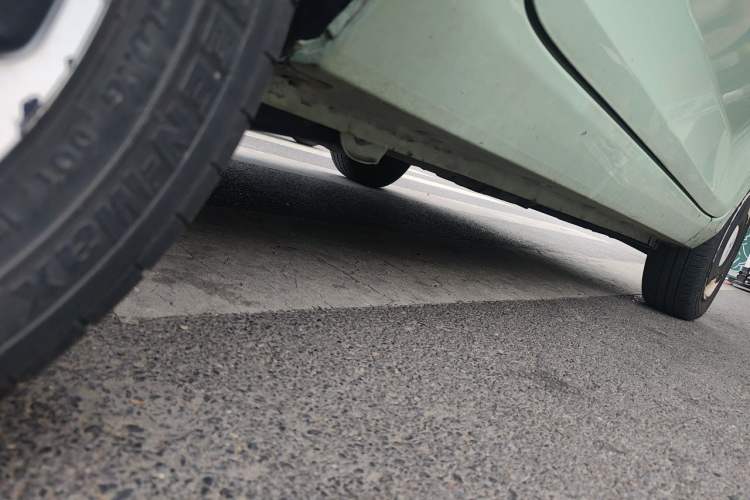 Used Wuling Hongguang MINIEV 2021 Macaron Premium Model – Lithium Iron Phosphate Chassis Rear Right