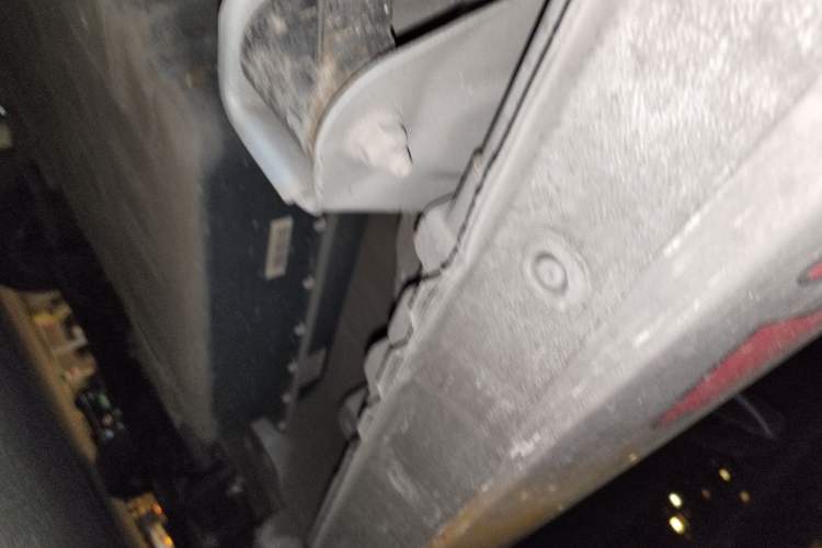 Used Wuling Hongguang MINIEV 2021 Macaron Fashion Model Lithium Iron Phosphate Chassis Rear Right