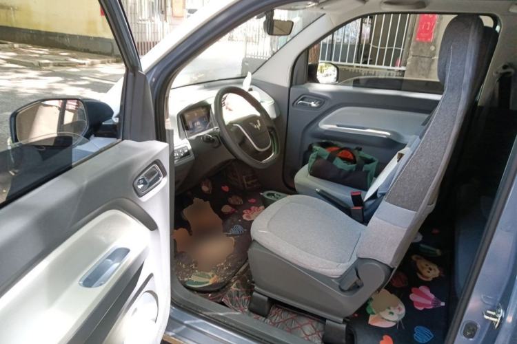 Used Wuling Hongguang MINIEV 2021 Macaron Premium Model – Lithium Iron Phosphate Driver Seat