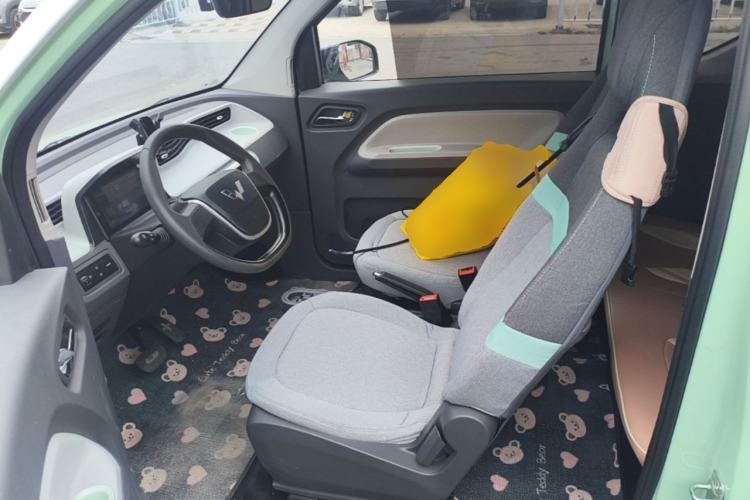 Used Wuling Hongguang MINIEV 2021 Macaron Premium Model – Lithium Iron Phosphate Driver Seat