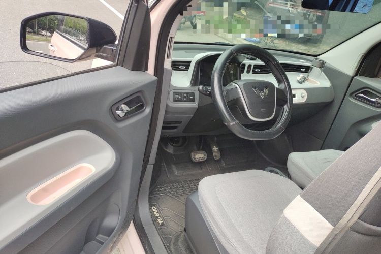 Used Wuling Hongguang MINIEV 2021 Macaron Premium Model – Lithium Iron Phosphate Driver Seat