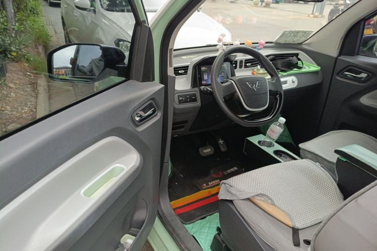 Used Wuling Hongguang MINIEV 2021 Macaron Premium Model – Lithium Iron Phosphate Driver Seat