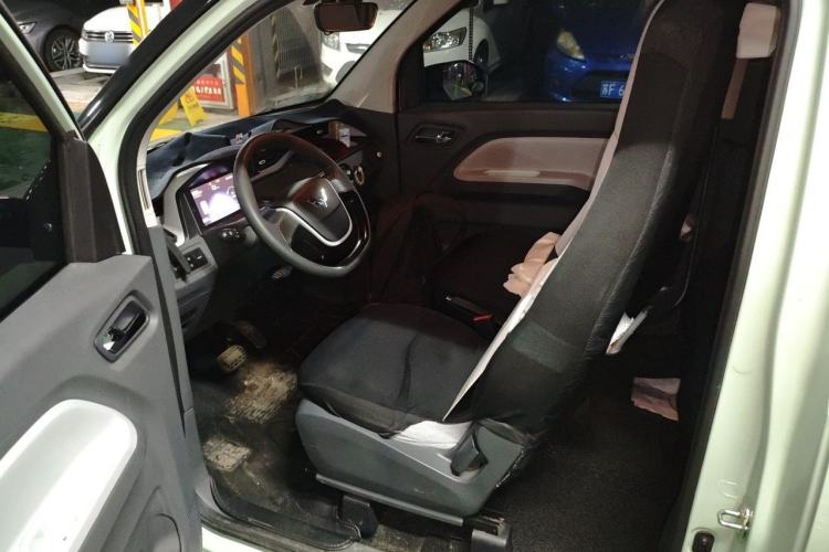 Used Wuling Hongguang MINIEV 2021 Macaron Premium Model – Lithium Iron Phosphate Driver Seat