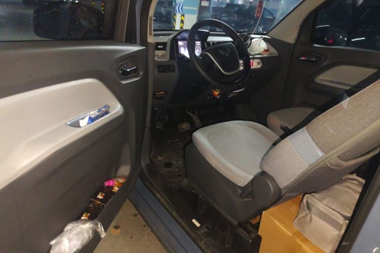 Used Wuling Hongguang MINIEV 2021 Macaron Premium Model – Lithium Iron Phosphate Driver Seat
