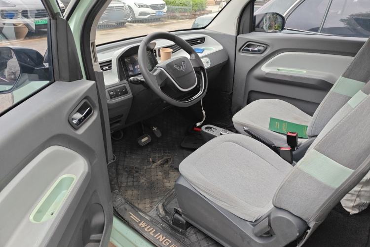 Used Wuling Hongguang MINIEV 2021 Macaron Fashion Edition Lithium-Ion Battery Driver Seat