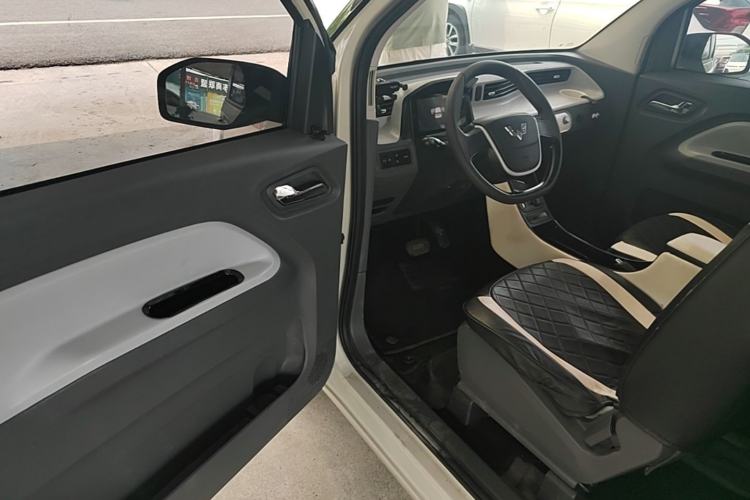 Used Wuling Hongguang MINIEV 2021 Macaron Fashion Edition Lithium-Ion Battery Driver Seat