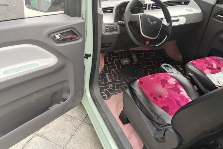 Used Wuling Hongguang MINIEV 2021 Macaron Premium Model – Lithium Iron Phosphate Driver Seat