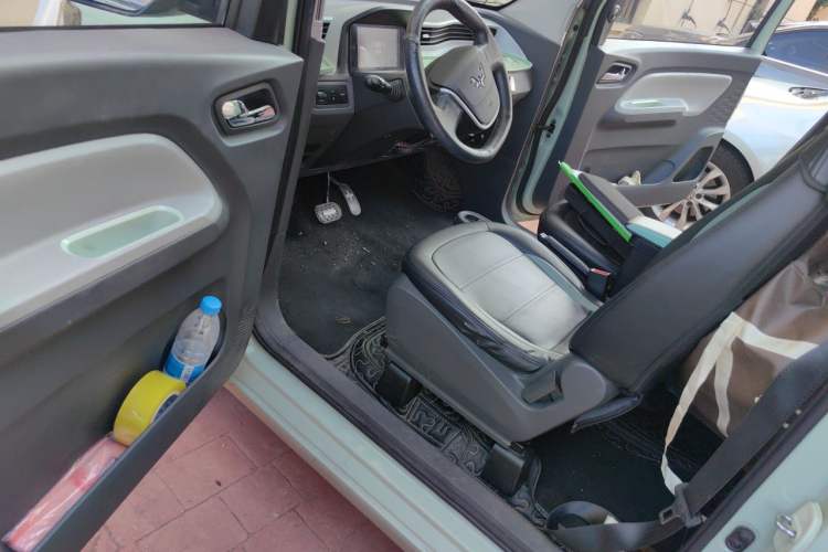 Used Wuling Hongguang MINIEV 2021 Macaron Premium Model – Lithium Iron Phosphate Driver Seat