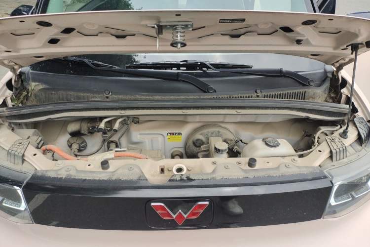 Used Wuling Hongguang MINIEV 2021 Macaron Premium Model – Lithium Iron Phosphate Engine Bay