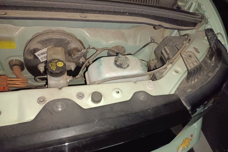 Used Wuling Hongguang MINIEV 2021 Macaron Premium Model – Lithium Iron Phosphate Engine Bay Left