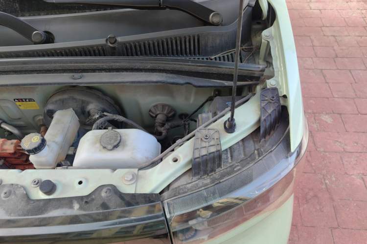 Used Wuling Hongguang MINIEV 2021 Macaron Premium Model – Lithium Iron Phosphate Engine Bay Left