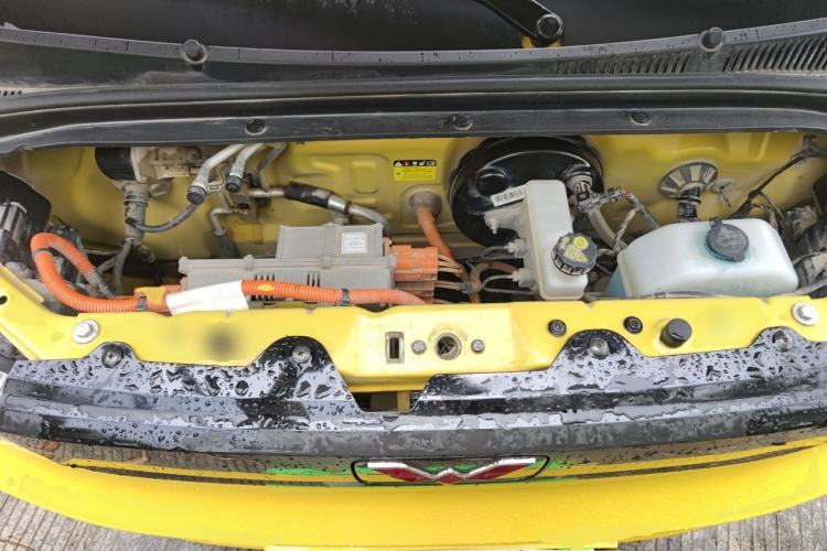 Used Wuling Hongguang MINIEV 2021 Macaron Premium Model – Lithium-NMC Engine Bay