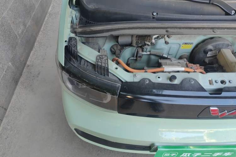 Used Wuling Hongguang MINIEV 2021 Macaron Premium Model – Lithium-NMC Engine Bay Right