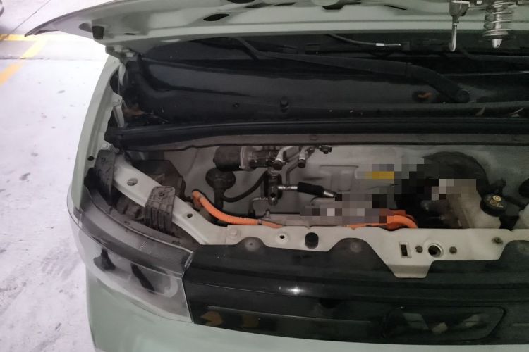 Used Wuling Hongguang MINIEV 2021 Macaron Premium Model – Lithium Iron Phosphate Engine Bay Right