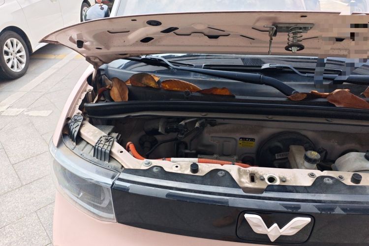 Used Wuling Hongguang MINIEV 2021 Macaron Fashion Model Lithium Iron Phosphate Engine Bay Right