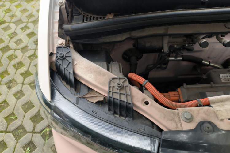 Used Wuling Hongguang MINIEV 2021 Macaron Fashion Model Lithium Iron Phosphate Engine Bay Right