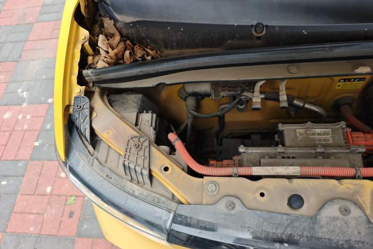 Used Wuling Hongguang MINIEV 2021 Macaron Fashion Model Lithium Iron Phosphate Engine Bay Right