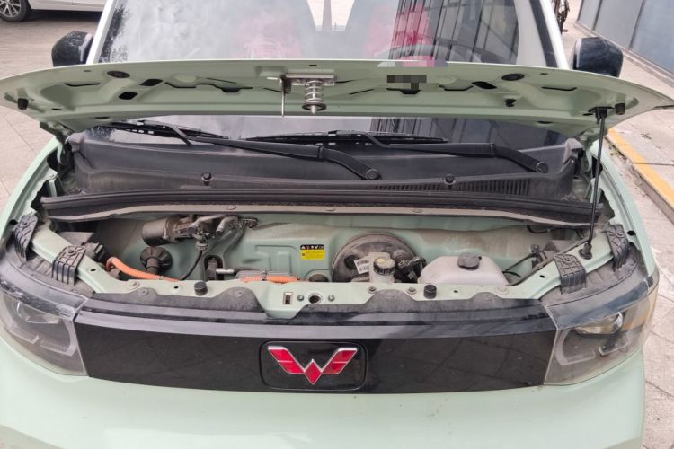 Used Wuling Hongguang MINIEV 2021 Macaron Premium Model – Lithium Iron Phosphate Engine Bay